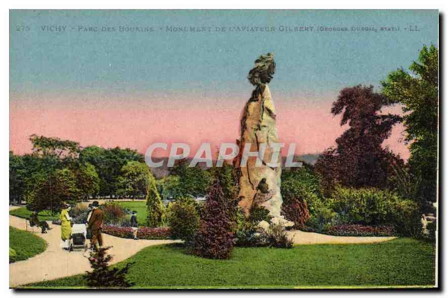 CPA Vichy Parc des Bourins Monument de l'Aviateur Gilbert