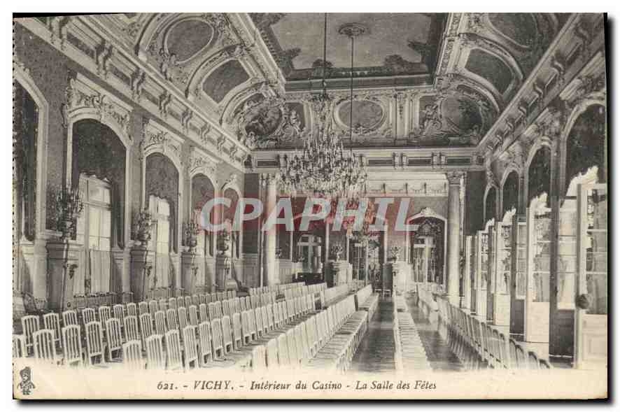 CPA Vichy Interieur du Casino La Salle des Fetes