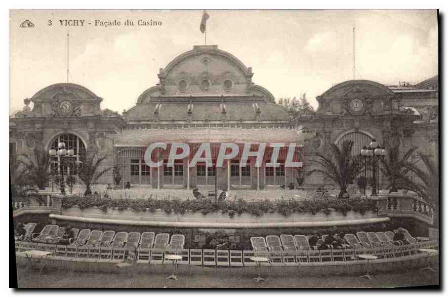 CPA Vichy Facade du Casino