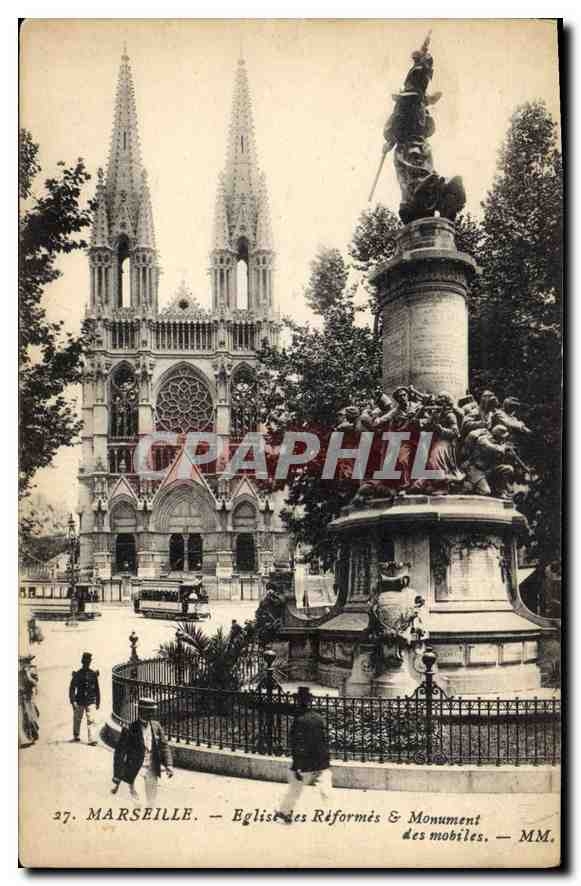 CPA Marseille Eglise des Reformes et le Monument des Mobiles