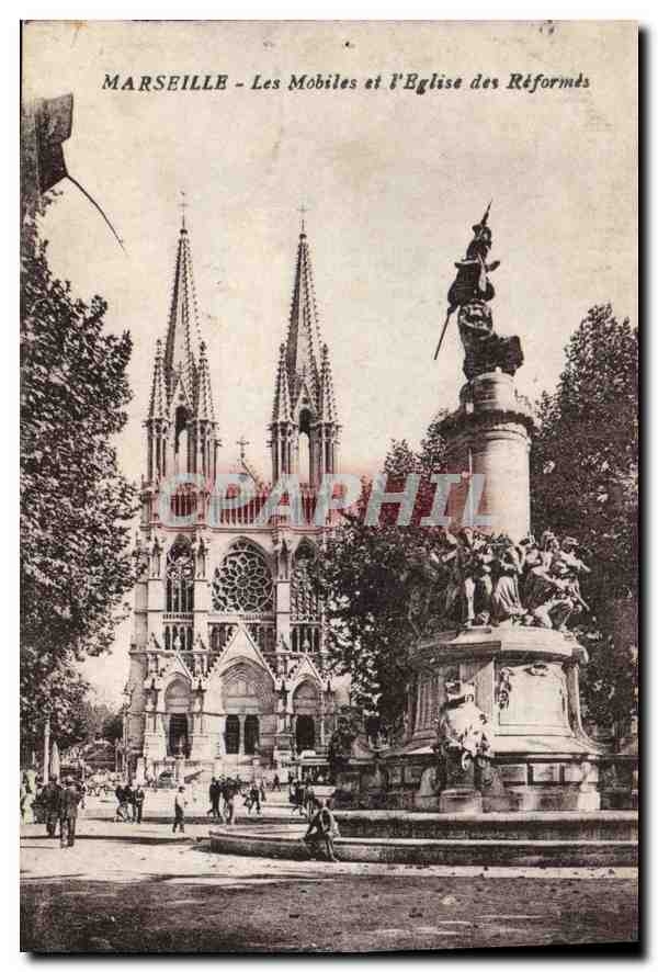 CPA Marseille Les Allees et le Monument des Mobiles