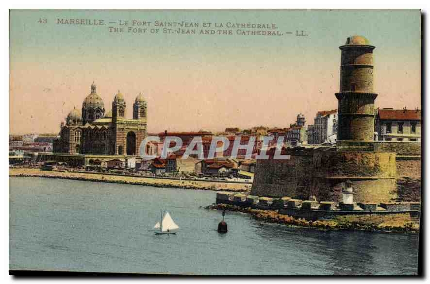 CPA Marseille Le Fort Saint Jean et la Cathedrale