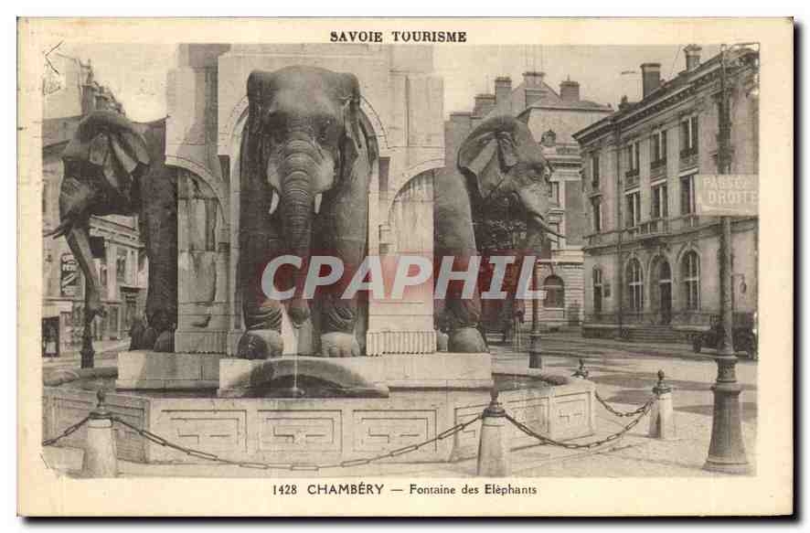 CPA Chambery (Savoie) Fontaine des Elephants