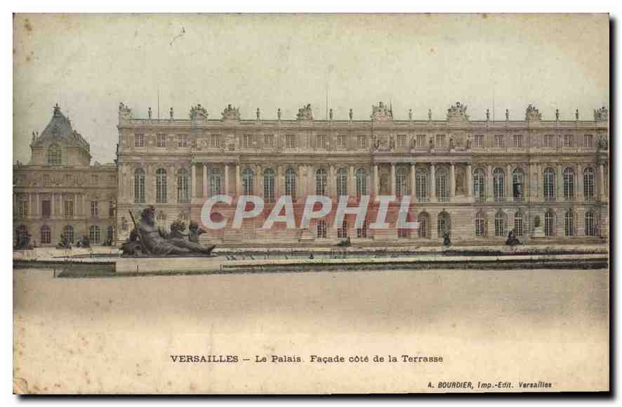 CPA Versailles Le Palais Facade cote de la Terrasse