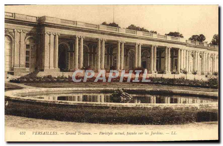 CPA Versailles Grand Trianon Peristyle actuel facade sur les Jardins 