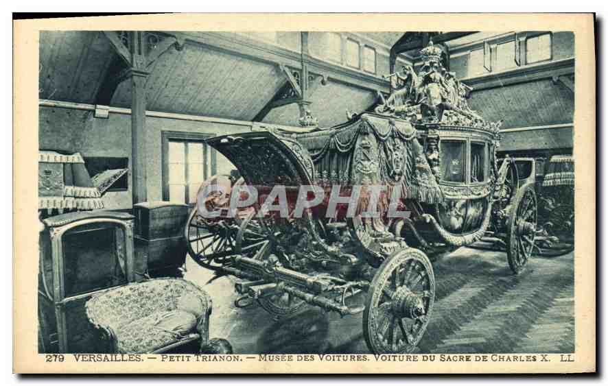 CPA Versailles Petit Trianon Musee des Voitures 