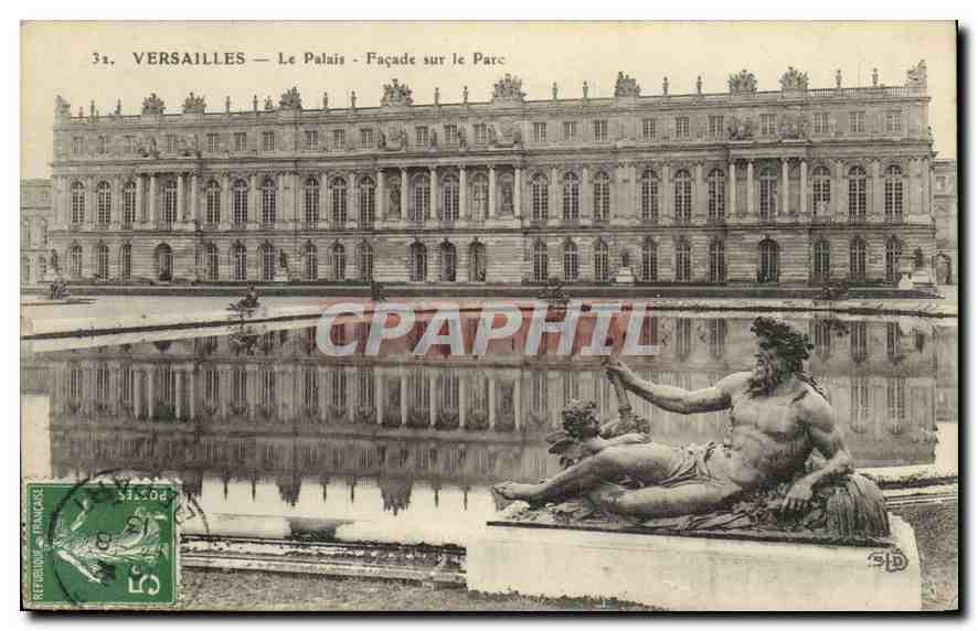 CPA Versailles Le Palais Facade sur le Parc 