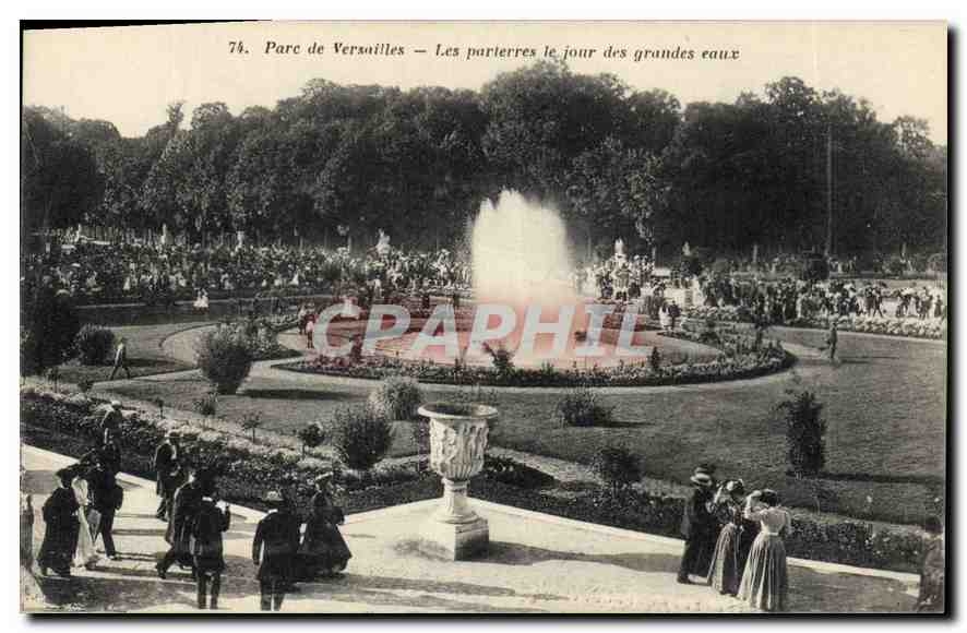 CPA Parc de Versailles Les parterres le jour des grandes eaux 