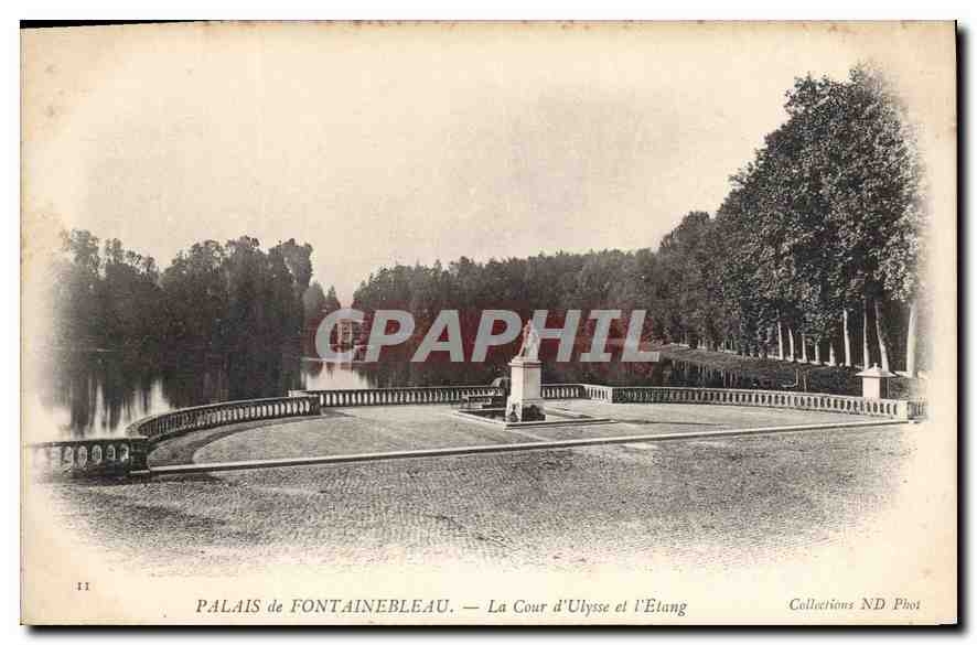 CPA Palais de Fontainebleau La Cour d'Ulysee et l'Etang