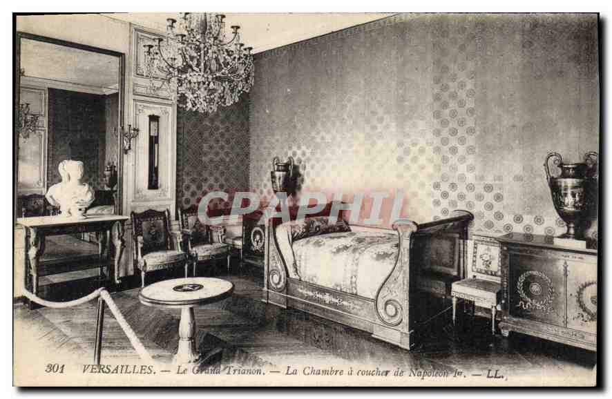 CPA Versailles Le Grand Trianon La Chambre a coucher de Napoleon 1er