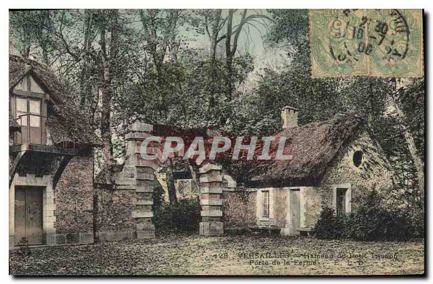 CPA Versailles Hameau du Petit Trianon Porte de la Ferme