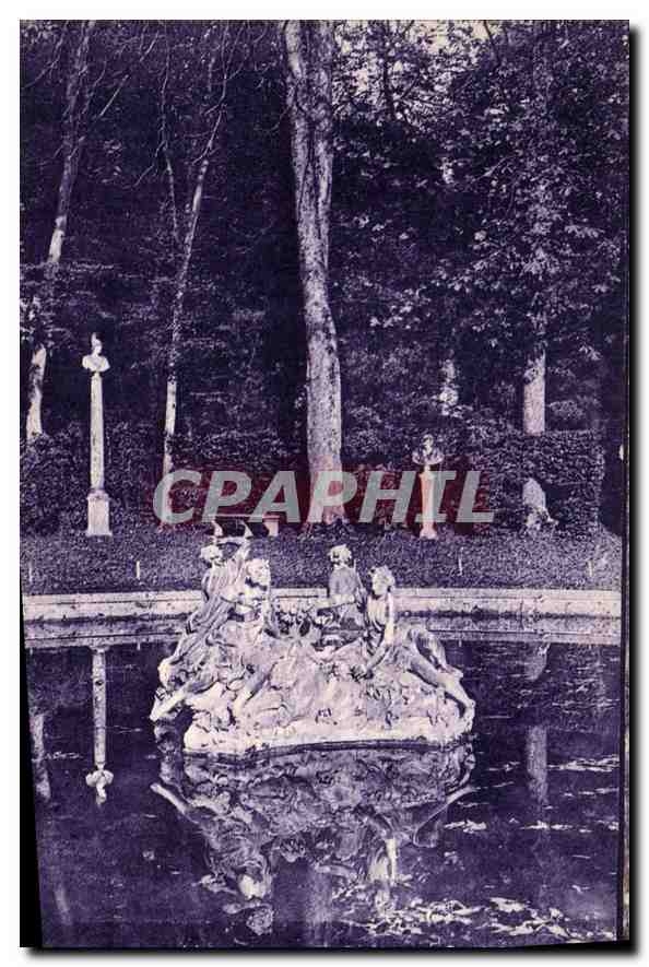CPA Versailles Grand Trianon Bassin des Quatre Pucelles 