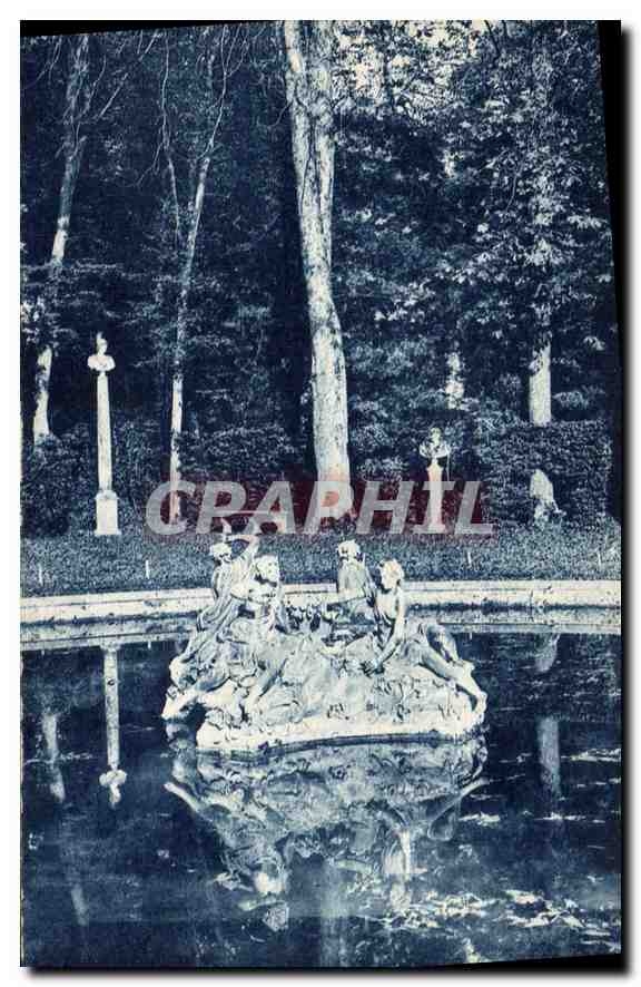 CPA Versailles Grand Trianon Bassin des Quatre Pucelles 