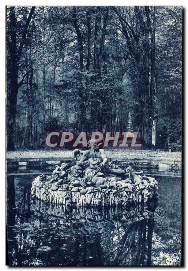 CPA Parc de Versailles Bassin de Saturne par Girardon 