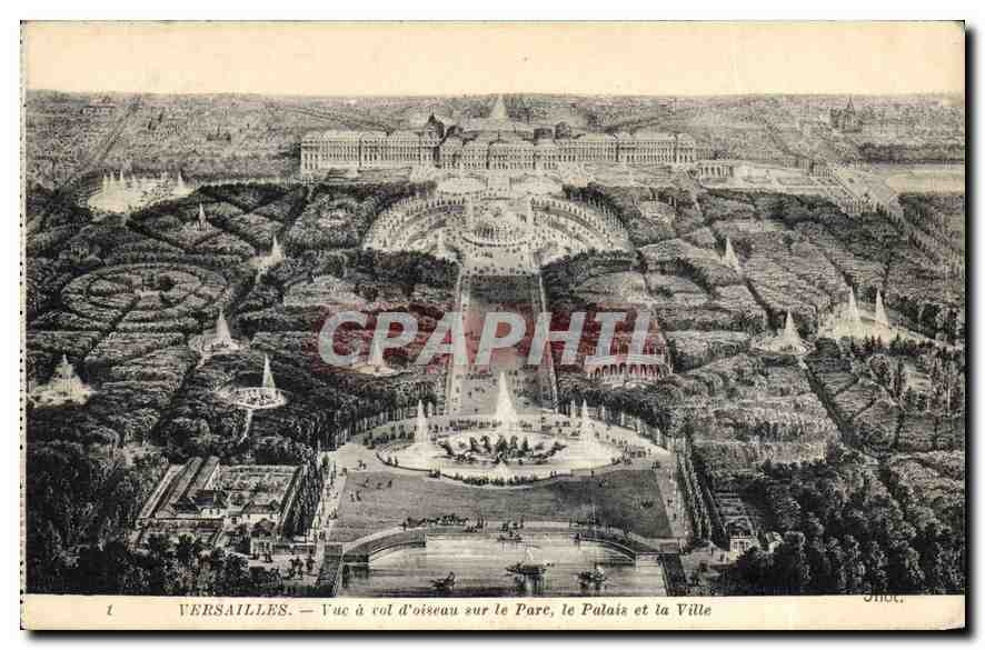 CPA Versailles Vue a vol d'oiseau sur le parc le Palais et la Ville 