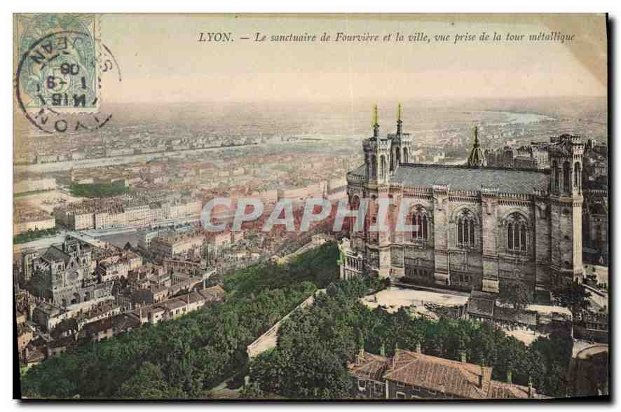 CPA Lyon Le sanctuaire de Fourviere et la ville vue prise de la four metallique 