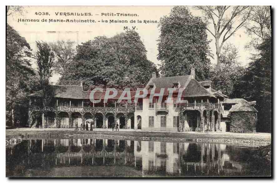 CPA Versailles Petit Trianon Hameau de Marie Antoinette La Maison de la Reine 
