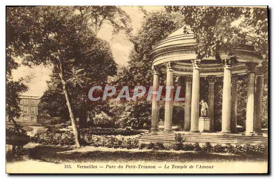 CPA Versailles Parc du Petit Trianon Le Temple de l'Amour 