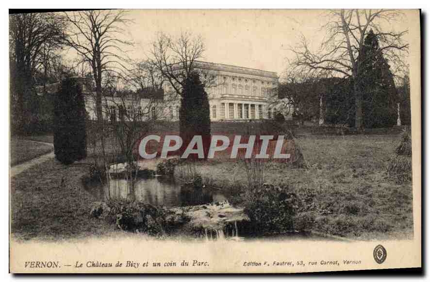 CPA Vernon Le Chateau de Bizy et un coin du Parc 