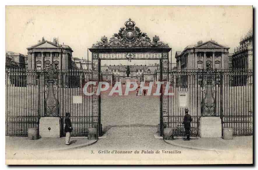CPA Grille d'honneur du Palais de Versailles 