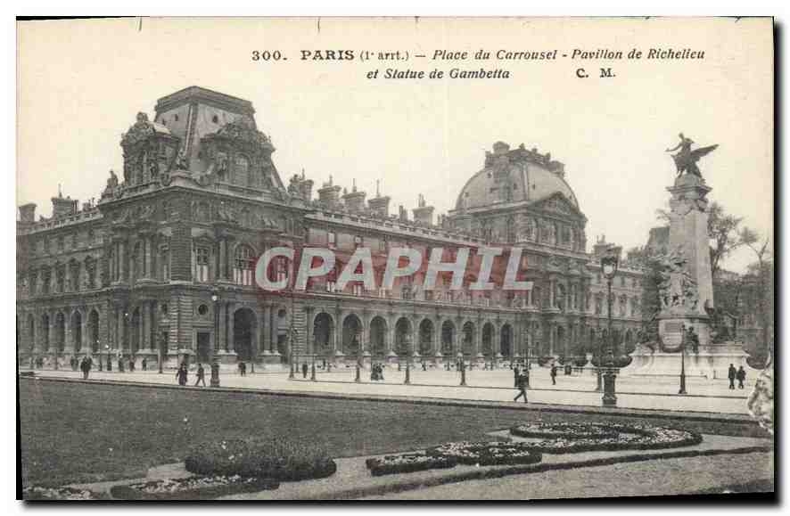 CPA Paris Ier arrt place du carrousel Pavillon de Richelieu et statue de Gambetta