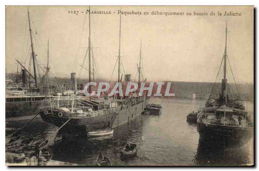 CPA Marseille Paquebots en debarquement au bassin de la Joliette 