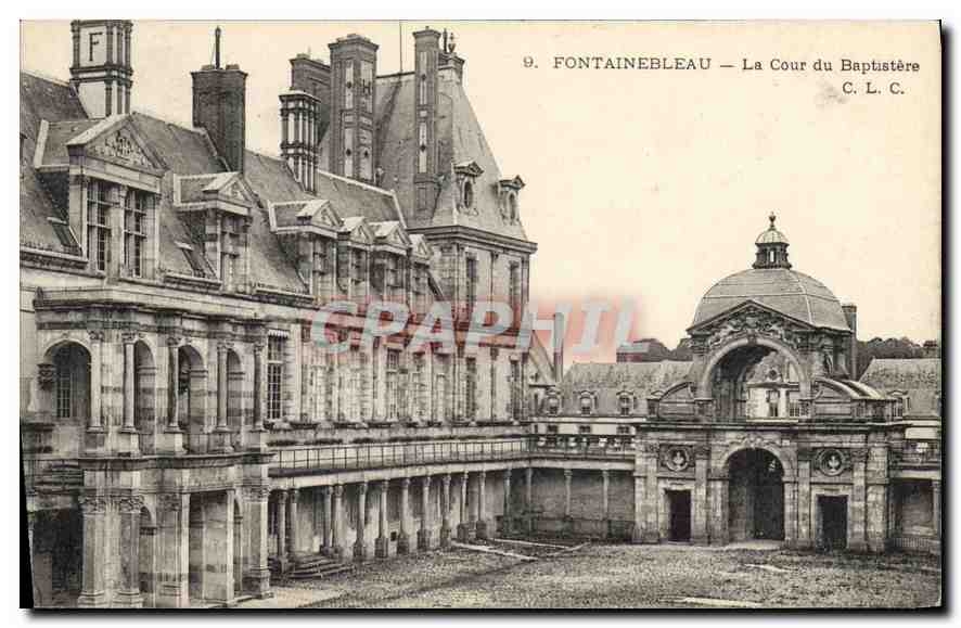 CPA Fontainebleau La Cour du Baptistere