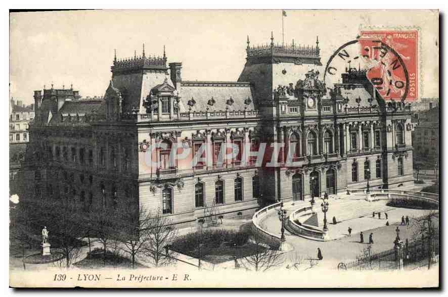 CPA Lyon La Prefecture 