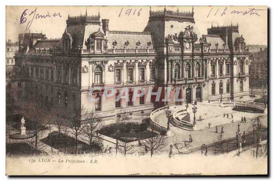 CPA Lyon La Prefecture 