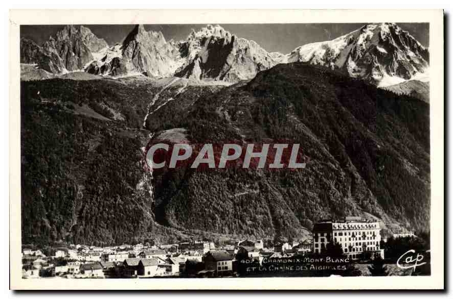 CPA Chamonix Mont Blanc et la Chaine des Aiguillles