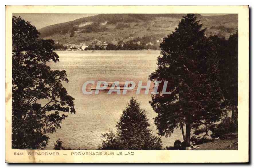CPA Gerardmer Promenade sur le Lac