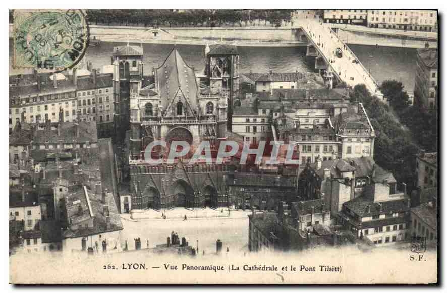 CPA Lyon Vue Panoramique (La Cathedrale et le Pont Tilsitt)