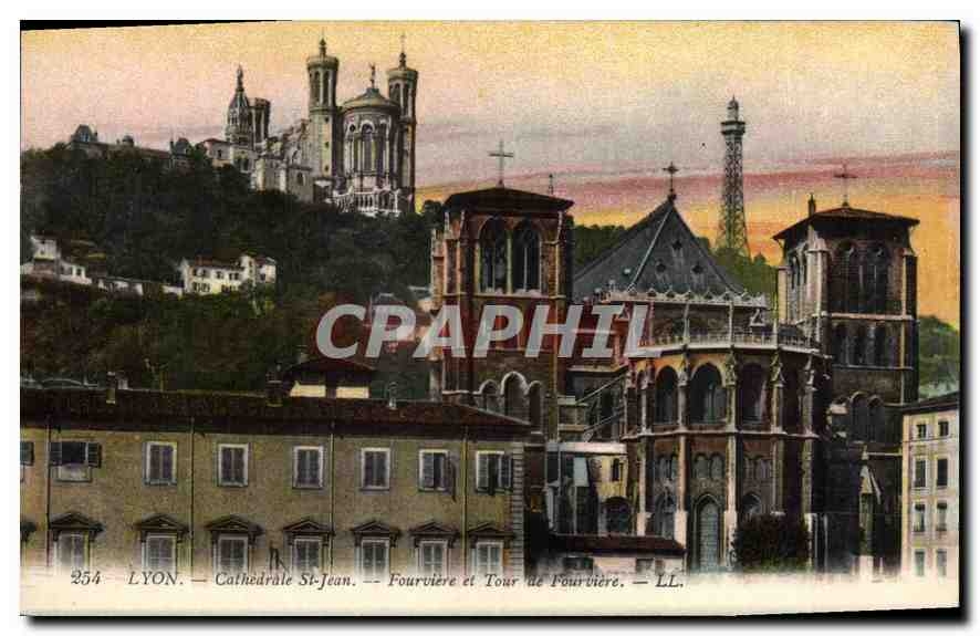 CPA Lyon Cahtedrale ST Jean Fourviere et Tour de Fourviere
