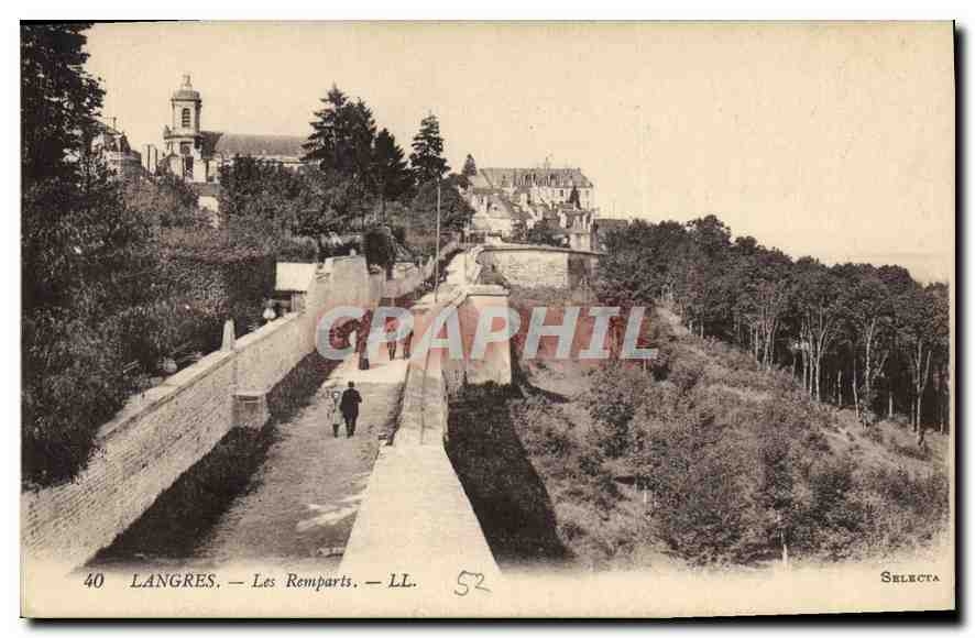 CPA Langres Les Remparts