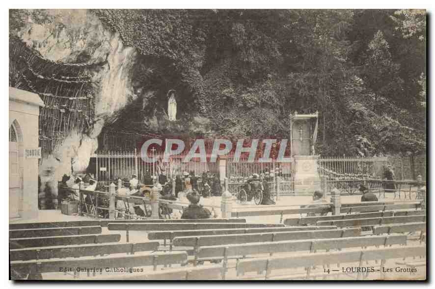 CPA Lourdes Les Grottes