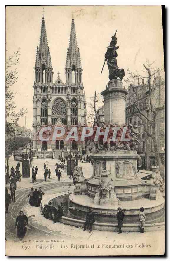 CPA Marseille Les Reformes et les Monument des Mobiles