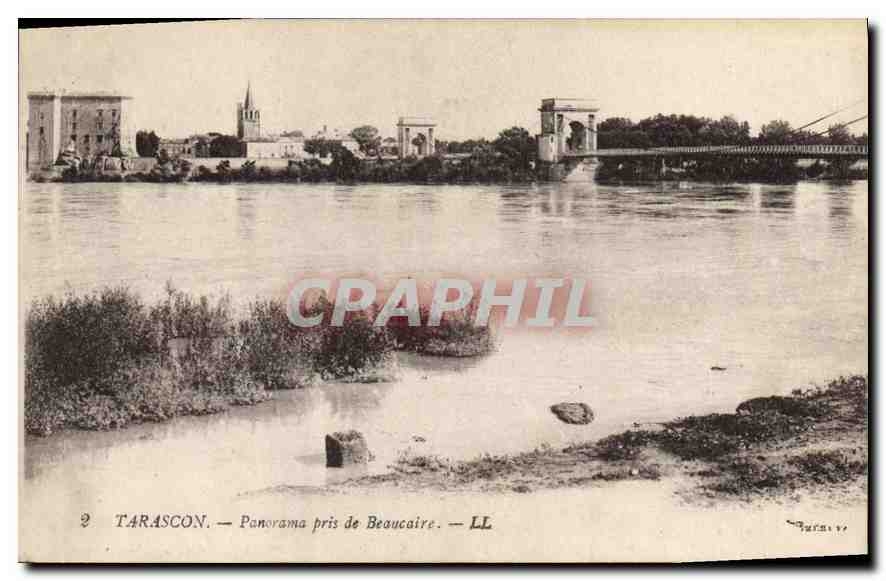 CPA Tarascon Panorama pris de Beaucaire
