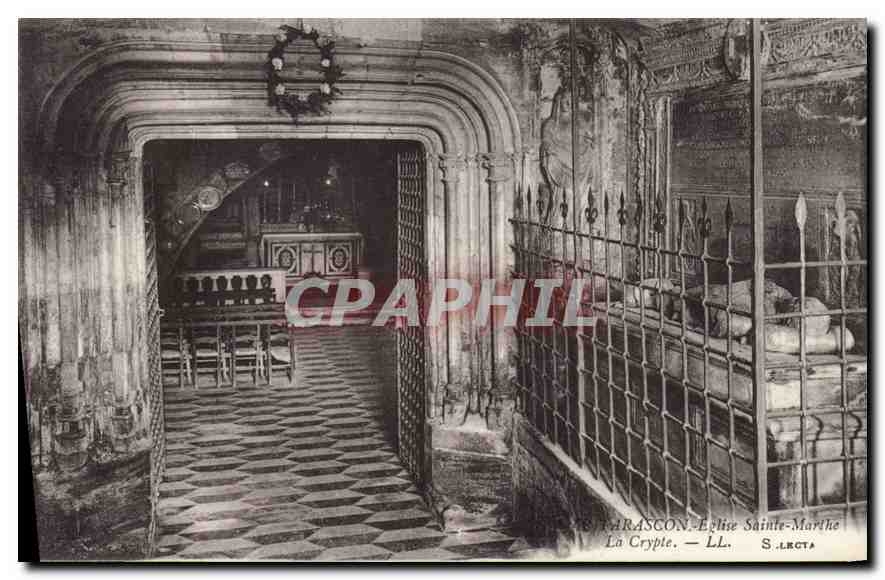 CPA Tarascon Eglise Sainte Marthe La Crypte