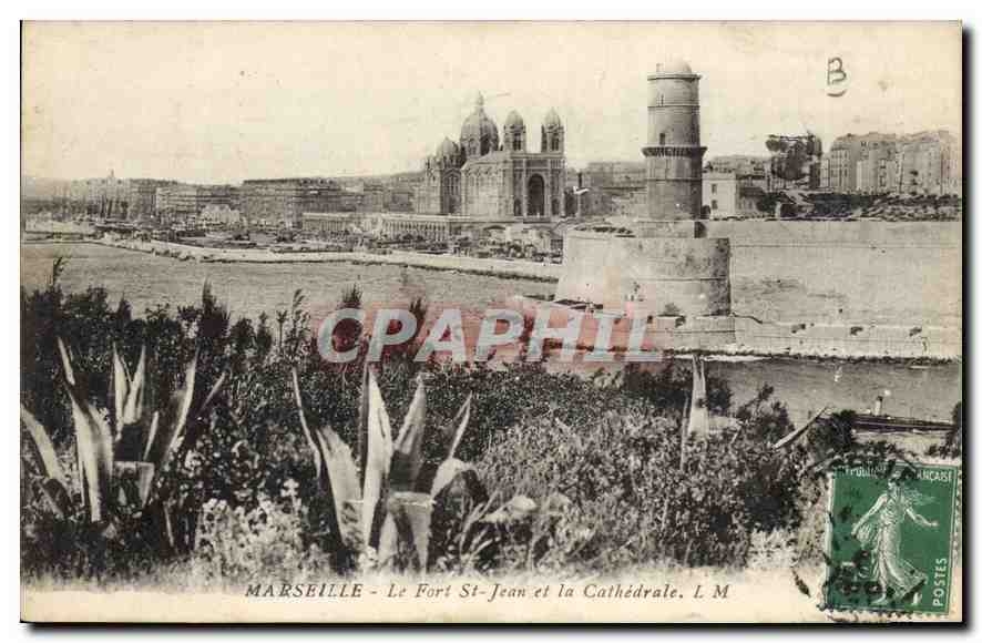 CPA Marseille le Fort St Jean et la Cathedrale 