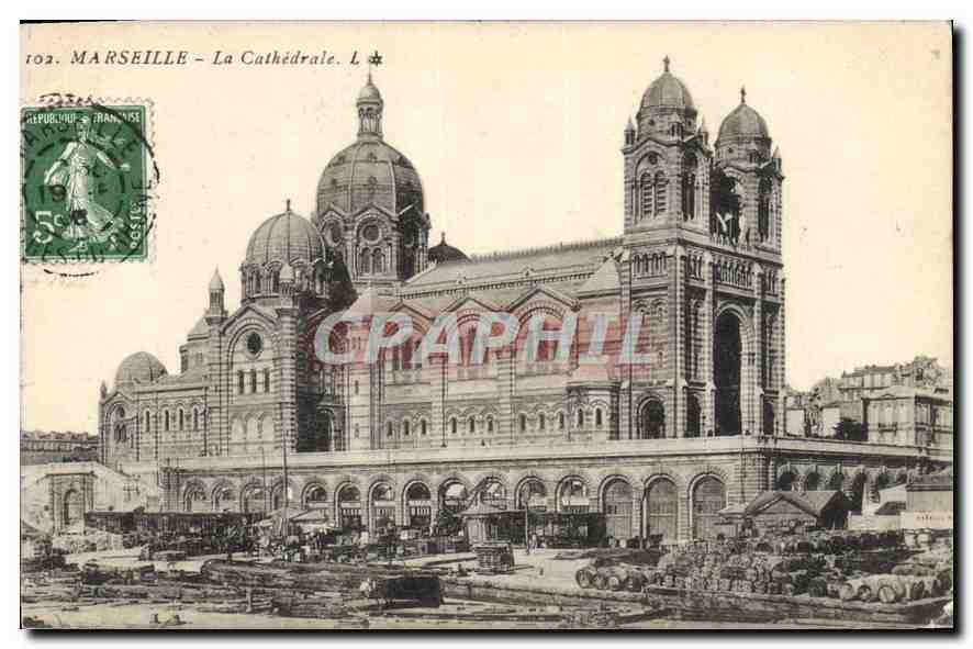CPA Marseille La Cathedrale 