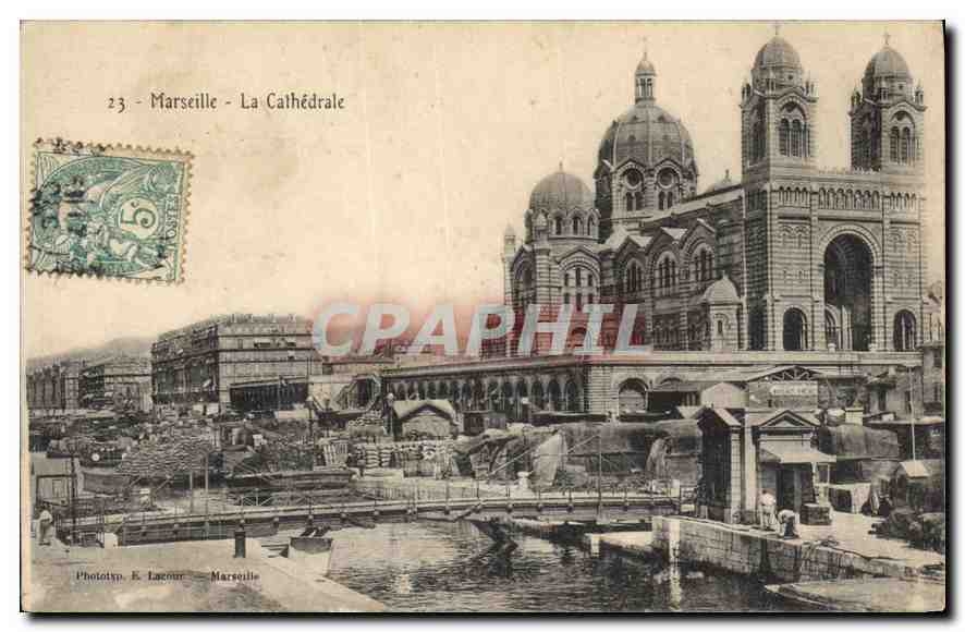 CPA Marseille La Cathedrale 