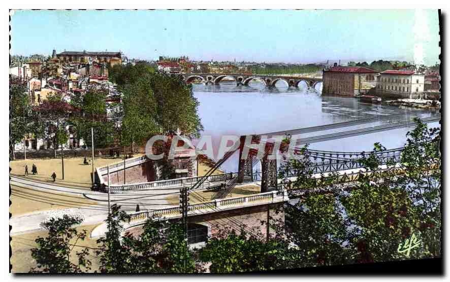 CPA Toulouse la ville rose vue sur la garonne pont Saint Pierre et Pont Neuf