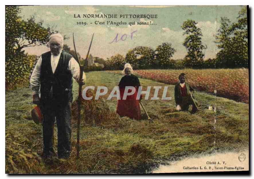 CPA La Normandie Pittoresque C'est l'Angelus qui sonne Folklore