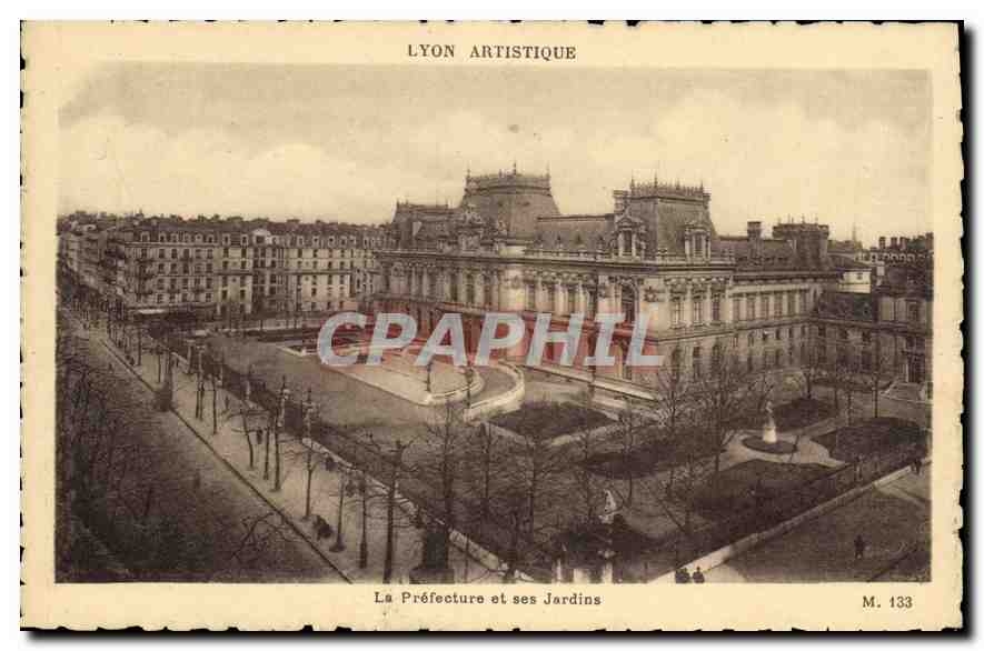 CPA Lyon Artistique La Prefecture et ses Jardins 