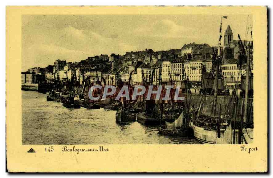CPA Boulogne sur mer Le port Bateaux