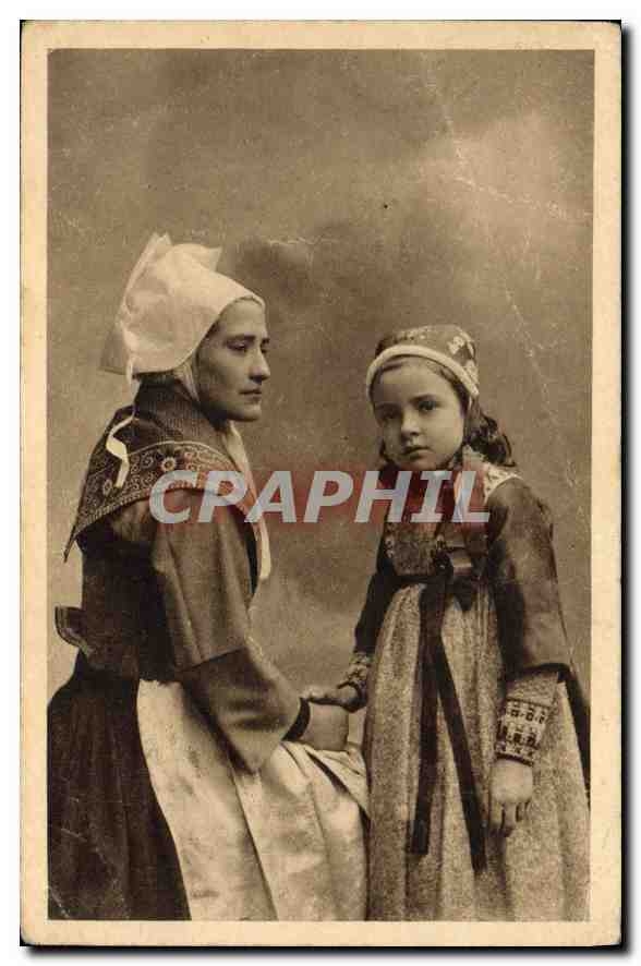 CPA Fillette et Femme de Plougastel Daoulas  Folklore