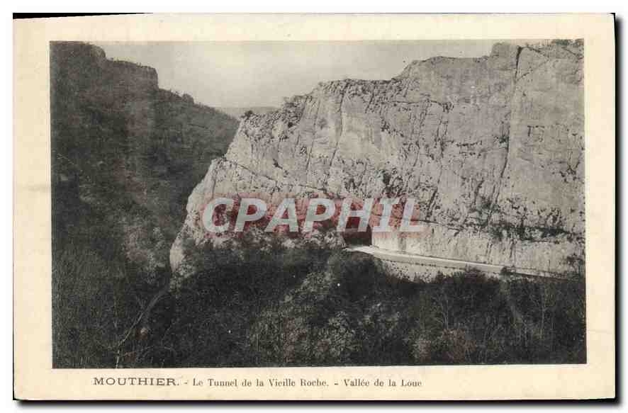 CPA Mouthier Le Tunnel de la Vielle Roche Vallle de la Loue 