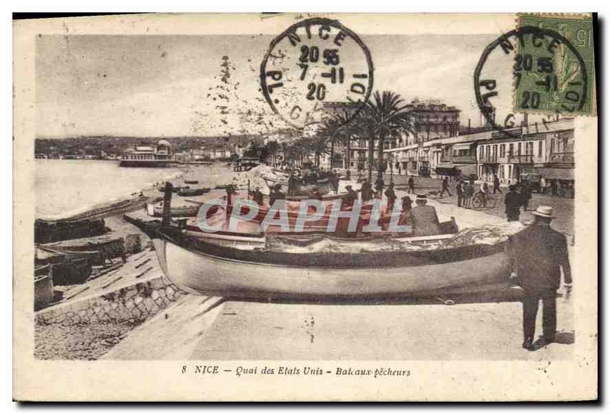 CPA Nice Quai des Etais Unis Bateaux pecheurs 
