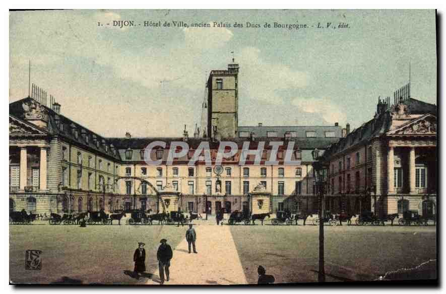 CPA Dijon Hotel de Ville encien Palais des Ducs de Bourgogne