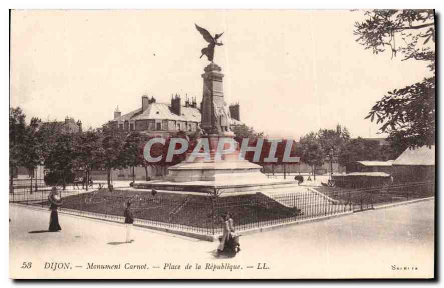 CPA Dijon Monument Carnot Place de la Republique